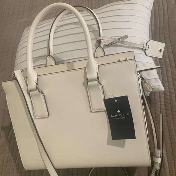 kate spade White Handbag - Picture 3 of 14